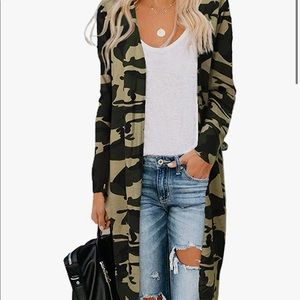 Camo long sleeved ribbed cardigan sweater. One size.